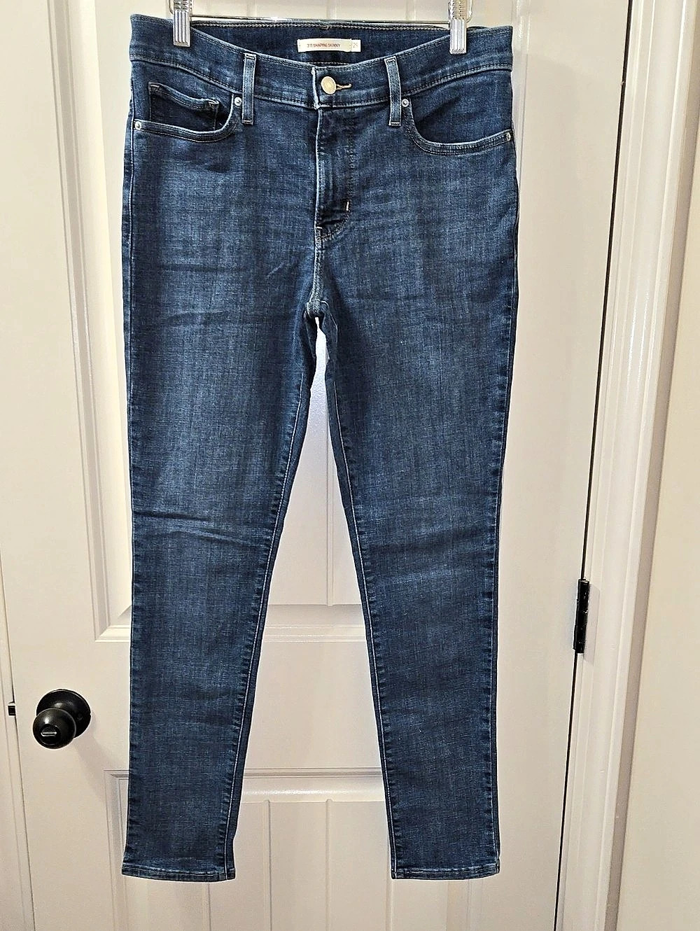 Levi's 311 Shaping Skinny Jeans Blue Waist 29x30 Never Worn!